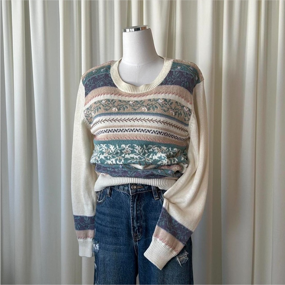 Vintage Tan Jay Cottagecore Knit Sweater Floral Embroidery Size XS.